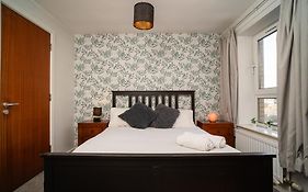 Central Apartment In Belfast City Centre